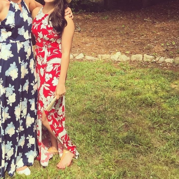 Express Red Floral Maxi Drezs - Picture 2 of 3